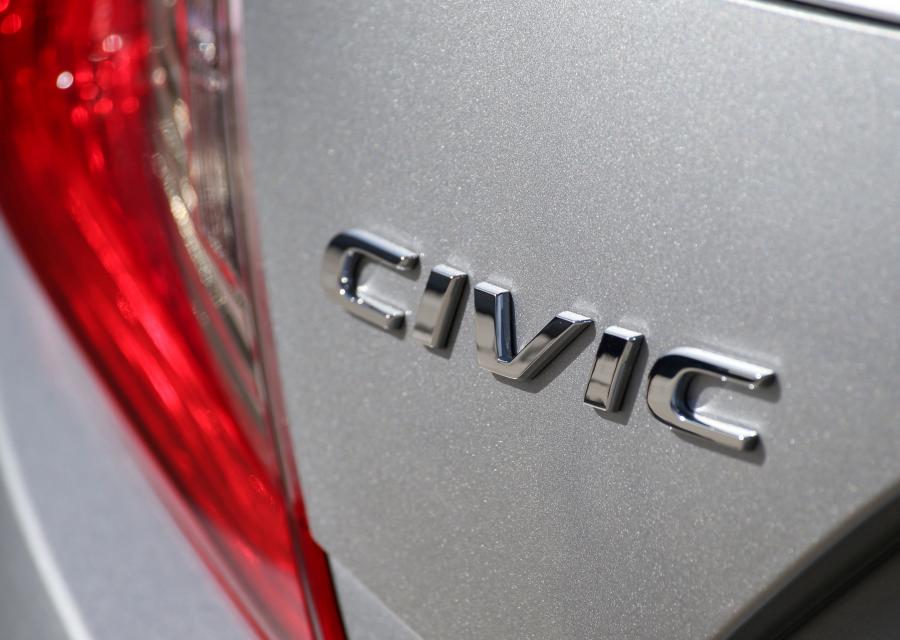 Логотип Honda Civic VTi Sedan (FC) 2019 года  (AU) (фото 27 из 35)